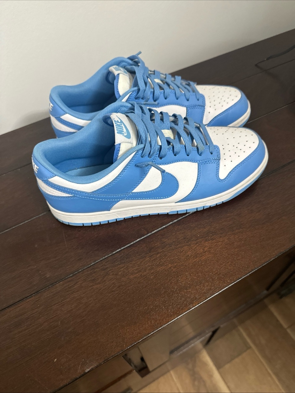 Nike Men’s Low-Top Sneakers in Light Blue and White